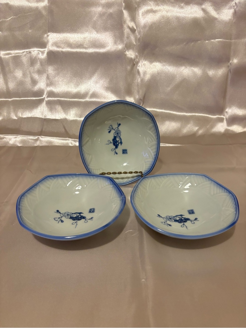 Set of 3 Ceramic Small Floral Blue and White Bowls